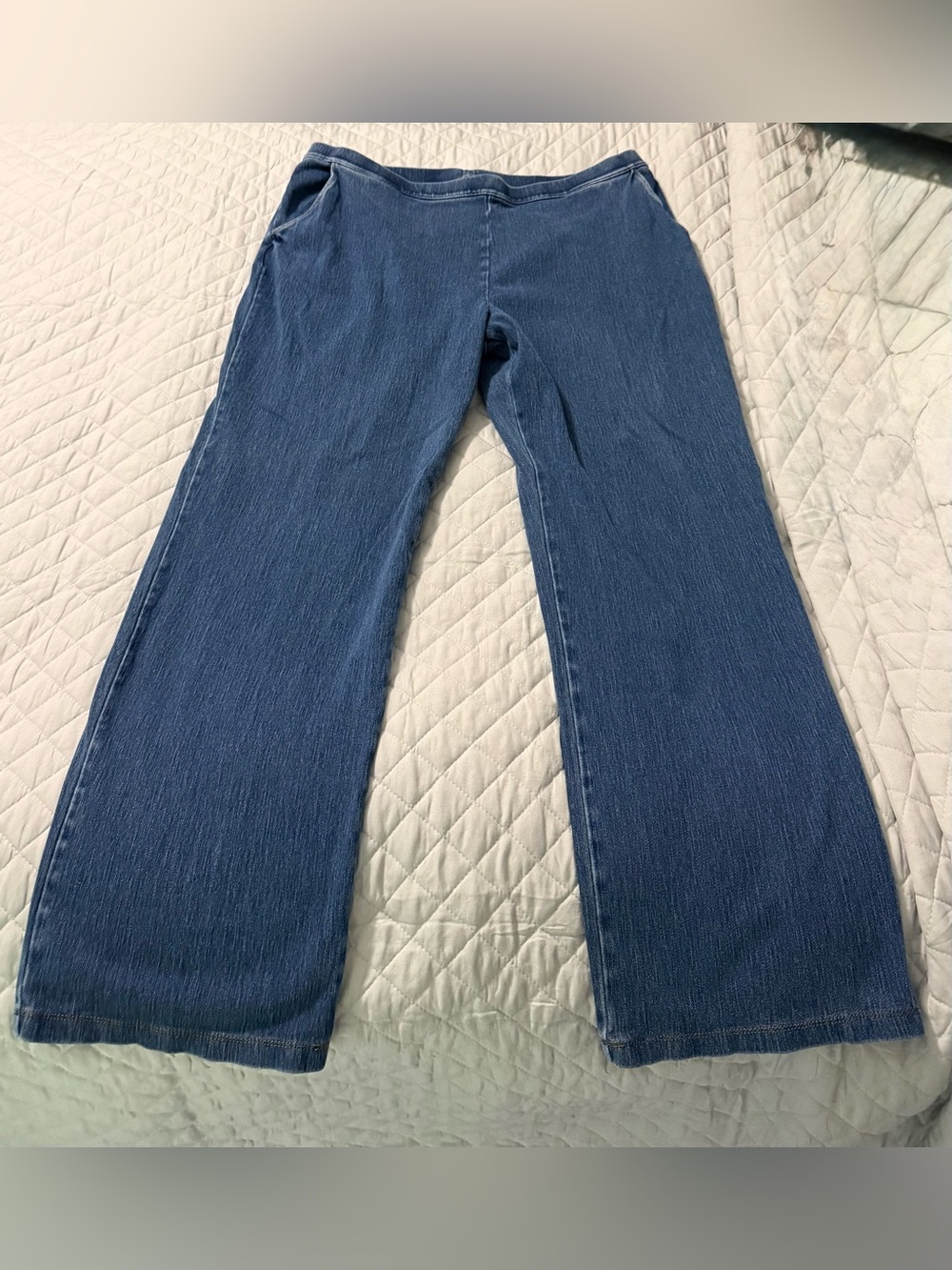 L.L. Bean Women's Dark Blue Pull on Jeans